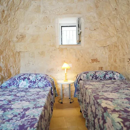 Trullo Cicala 산 미켈레 살렌티노